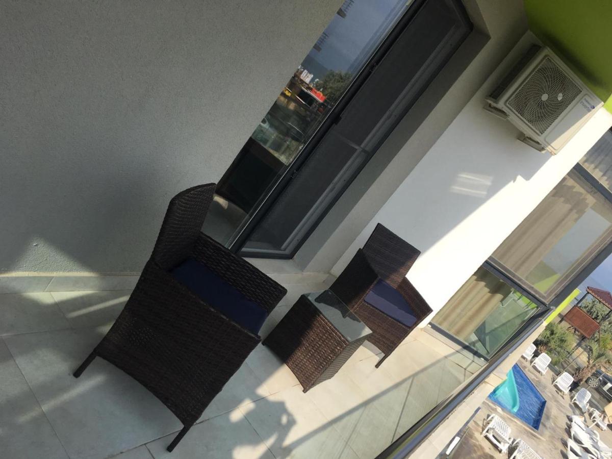 Umi Apartment Alezzi Resort Navodari Exterior photo